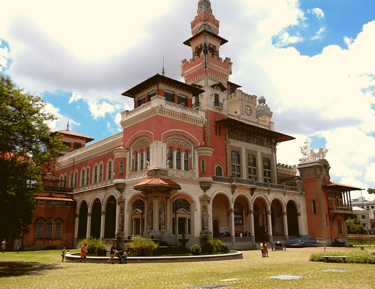MUSEU CATAVENTO PARTE DA FRENTE