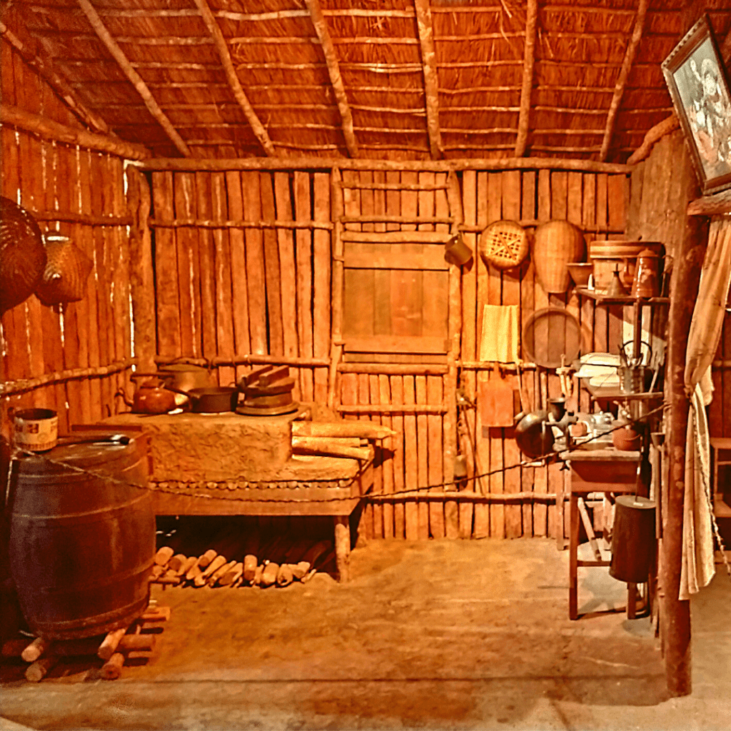 Por dentro da cabana do Imigrante no Museu da Imigração Japonesa.