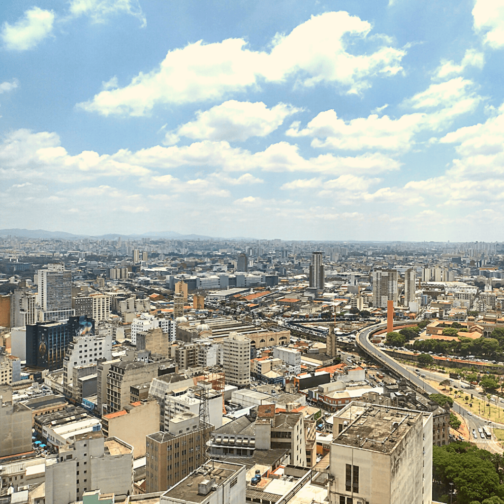 Cidade de São Paulo vista do Mirante do Farol Santander.