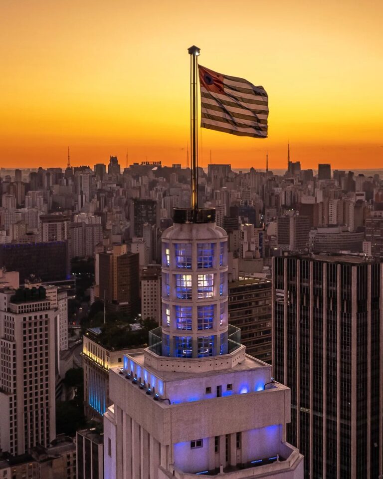 Farol Santander, vista do drone do fotógrafo Dimas Adalberto.
