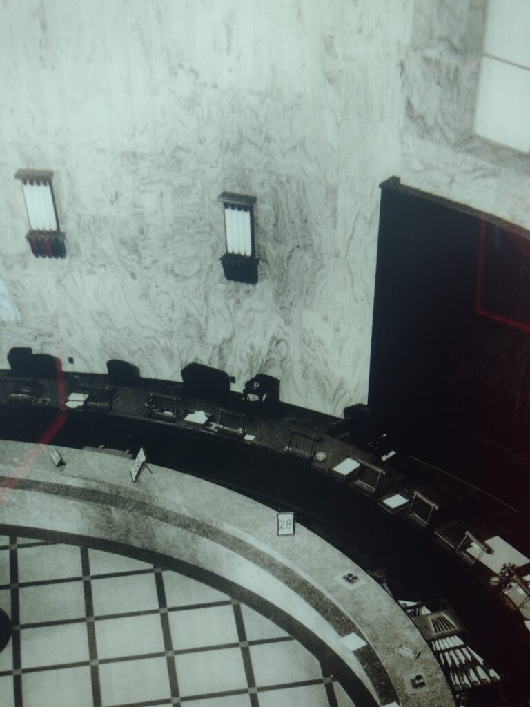 Hall de entrada do Banco do Estado de São Paulo.